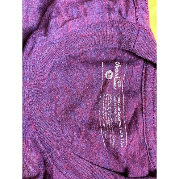 Marc Ecko Shirt Men L Burgundy Hell's Graphic Tee Short Sleeve Patch - Picture 5 of 5